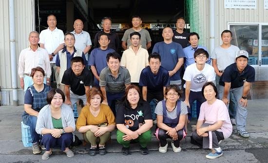 生産者集合写真Ｈ29.JPG