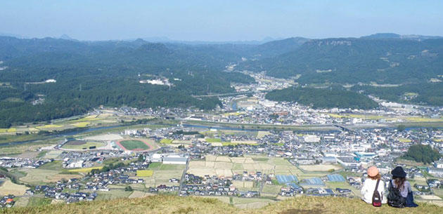 巨人のテーブルがいくつもある町 大分県玖珠町 さとふる公式 ふるさと納税ブログ