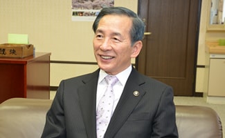 富士吉田市長 堀内 茂