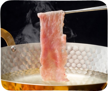 この豚肉の神髄は脂身の甘い風味と赤肉のうまみ イメージ