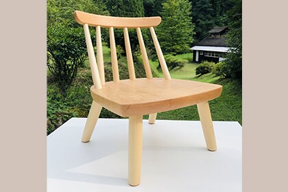 職人手作りのこども椅子