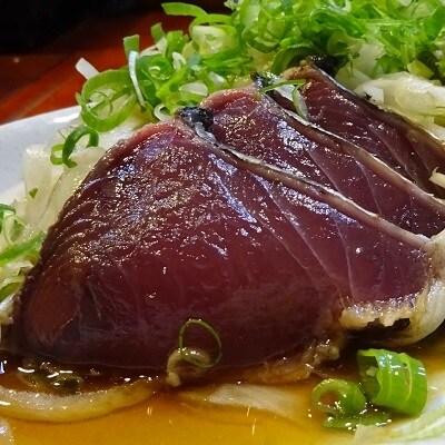 高知黒潮町 土佐佐賀水産の藁焼き鰹たたき2節セット・フレーク付き