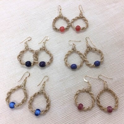 苧麻(ちょま)グラスビードピアス (1組)