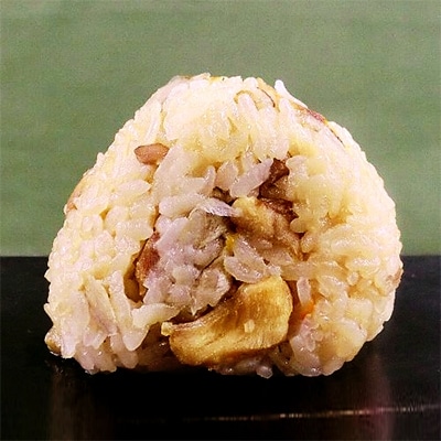 【マツコの知らない世界で紹介されました!】鶏とごぼうのおにぎり(10個入り)