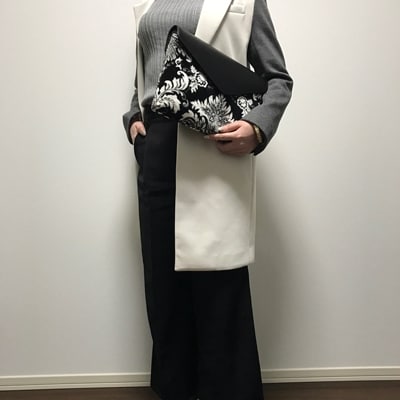 クラッチバッグ 王冠 ブラック