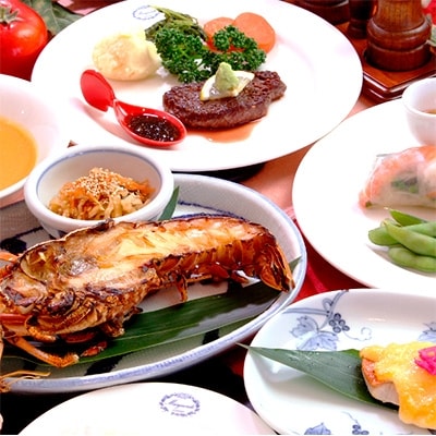 【豪華!】伊勢海老鬼殻焼きor地魚盛合せが選べる1泊2食付き宿泊券(2名利用) | ふるさと納税のお礼品