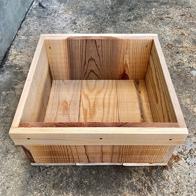 木箱(りんご箱)Eサイズ　1箱　31cm×31cm×15.5cm(おおさか 河内材 無塗装)