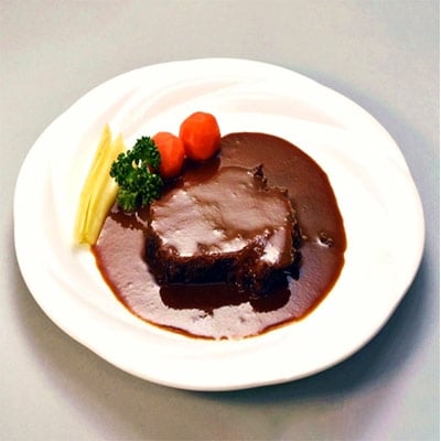 こだわりの手作り満足牛タンシチュー