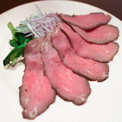 【宮崎発】食べごたえ大満足!牛豚鶏のすぐに食べられるご馳走肉料理4種セット※特製ドレッシング2種付