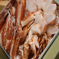 オホーツク缶入り・生タラバ蟹脚蒸しセット