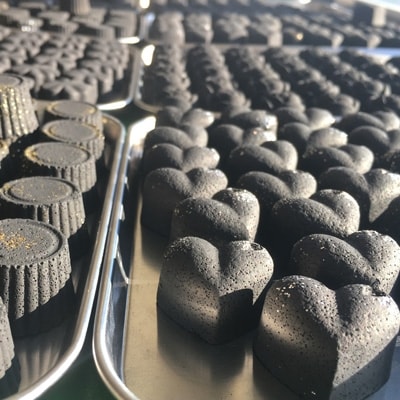 【吉田町のセラミック炭】炭のチョコラ12個入