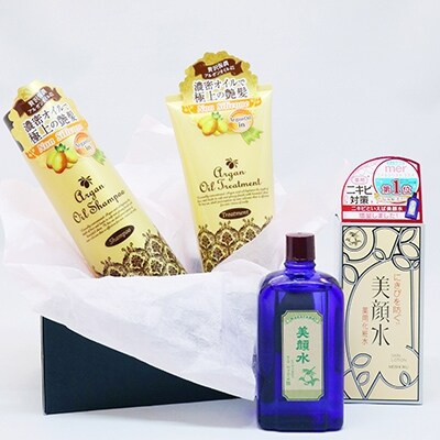 おすすめ品を厳選!明色美顔水とヘアケアのセット