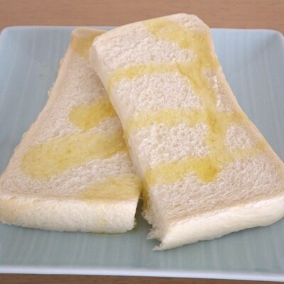 十和田湖流域・おいらせ町産　　『えごま油』110g×2本・『えごまパウダー』100g×4袋