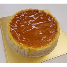 【ケーキ工房　モンクール】6号チーズケーキ