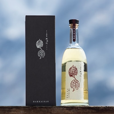 八海山　本格米焼酎　オーク樽貯蔵「風媒花」720ml