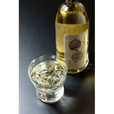 八海山　本格米焼酎　オーク樽貯蔵「風媒花」720ml