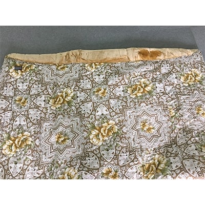 シンサレート綿入り　毛布　ダブルサイズ