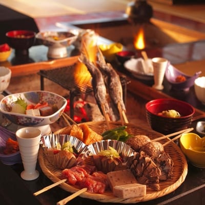 【休前日を除く平日限定】一度やってみたかった【貸切露天風呂で桶酒】【白山いろり炭火膳】ペア宿泊券