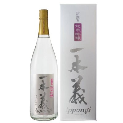 高級品種「山田錦」全量使用の甜潤系純米吟醸(720ml)と一本義Tシャツ(Lサイズ)