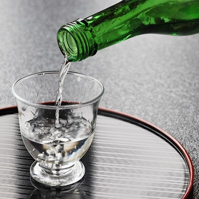 【民宿2・7】さらりとした飲み口本醸造日本酒「鎧」 小セット