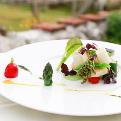 フランス料理≪甲州麦芽ビーフ≫フィレ肉のグリエ フルコース&ワンドリンク ディナー1名様分お食事券