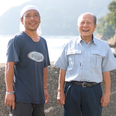 【産地直送】若狭とらふぐ　てっさ(1尺32cm皿)・てっちり鍋用900g(3～5人前)