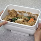 ハンドルかき混ぜ式ぬか漬け器「ホーローぬか楽」と、熟成ぬか床1.3kg及び補充ぬか500gのセット