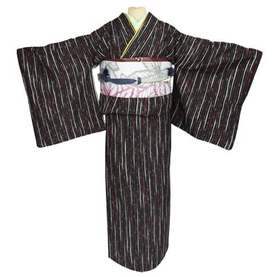 車いす用着物レンタル3日間【小紋:黒色  縦縞柄  太鼓帯:白色 大葉柄(草履付き)】