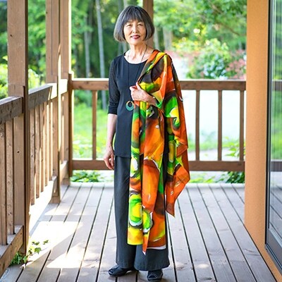 自然の豊かさを包んだスカーフL　7