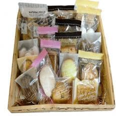 パティスリーカプリスこだわりの手作り焼き菓子セット | ふるさと納税のお礼品