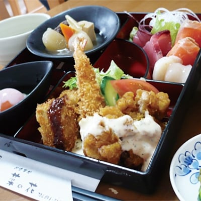 【ゆりの温泉】入浴券5枚・入浴付き定食セット1枚・入浴剤(小)付