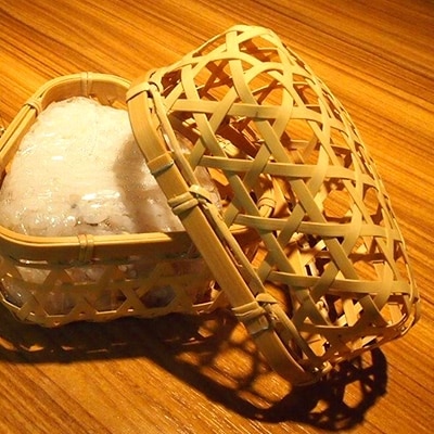 おにぎり篭