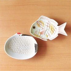 招福小皿　鯛と鶴(有田焼幸楽窯　深海三龍堂) | ふるさと納税のお礼品