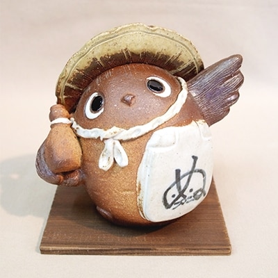 【SALE／55%OFF】 信楽焼 滋賀県甲賀市 | ふくきたろう 幸せを呼ぶ縁起物 置物