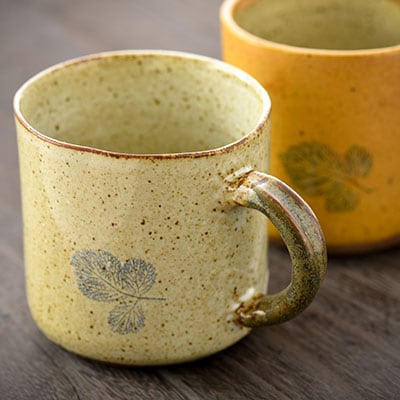 真葉手マグカップ　ペアセット