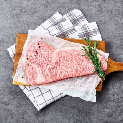 黒樺牛　肉厚サーロインステーキ300g(嘉島町)