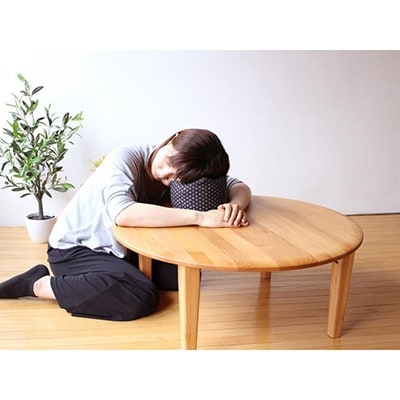 【洛中高岡屋】使い方がいろいろな寛ぎのアイテム さいころ枕(あられ黒)