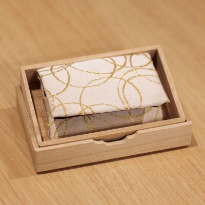 【sampai】リサイクル糸の西陣織名刺ケース