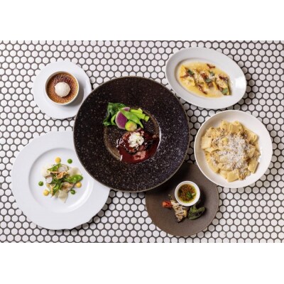 【MR.MAURICE’S ITALIAN 】ペアランチまたはディナー食事券≪乾杯ドリンク付≫