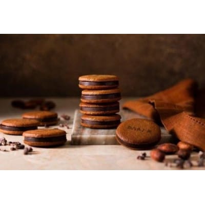 【高島屋選定品】〈dari K(ダリケー)〉カカオサンドクッキー2種食べ比べセット(ダーク・抹茶)