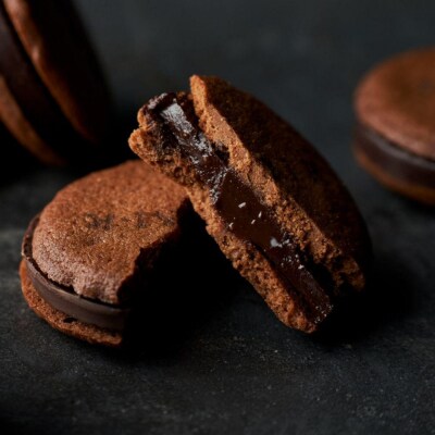 【高島屋選定品】〈dari K(ダリケー)〉カカオサンドクッキー24枚(ダーク・ミルク・ホワイト)