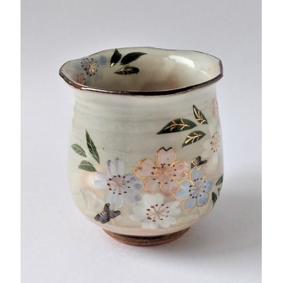 【ギャラリー洛中洛外】優しい色合いの桜が描かれてます 彩さくらマグカップ