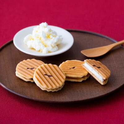 【鼓月】姫千寿せんべい二段箱(さくら12枚入・シュガークリーム12枚入)| 京都 スイーツ 人気