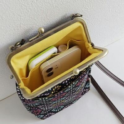  【高島屋選定品】〈AYANOKOJI〉がま口お散歩ポシェット(京都菊菱 黒)| 雑貨 人気ブランド