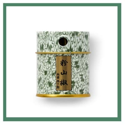 【原了郭】黒七味四角・ゆず辛缶・粉山椒缶セット | 京都祇園 老舗 黒七味 人気セット