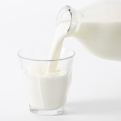 【毎月定期便】TB2 くずまき高原牧場直送 牛乳 のむヨーグルト セット 各900ml×1本 全6回