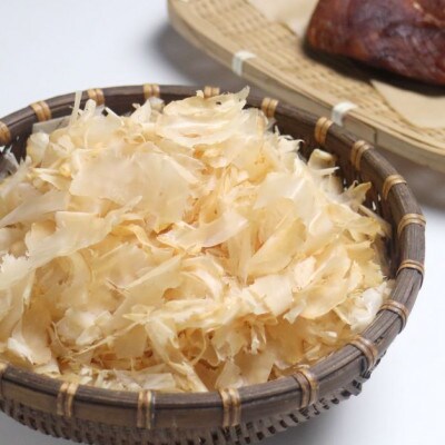 《50g×12パック》地鶏の旨み(阿波尾鶏削り節) MMT98