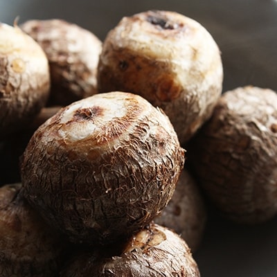 里芋 2025年産 絹里芋 おでん 煮物 おせち 無農薬 野菜類 [No5698-0008]