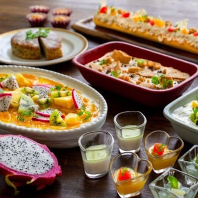 EMウェルネスのランチビュッフェ(ペア券)