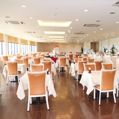 EMウェルネスのランチビュッフェ(ペア券)